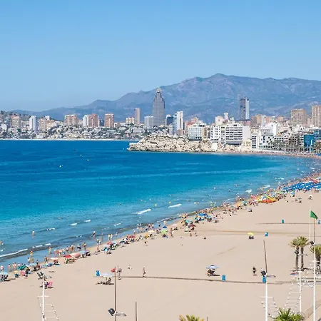 Anna 4-c Levante